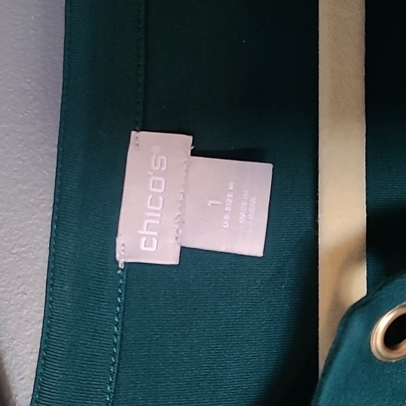 Chicos Green Top - Picture 3 of 4